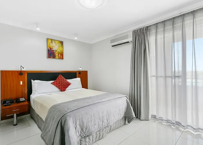 Basic King Suite