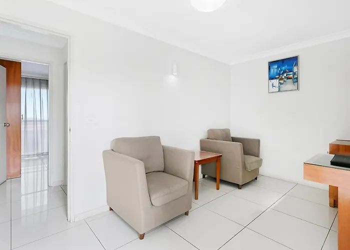 Basic King Suite